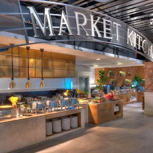 ***** Hotel Movenpick & Convention Centre Klia Malaysia